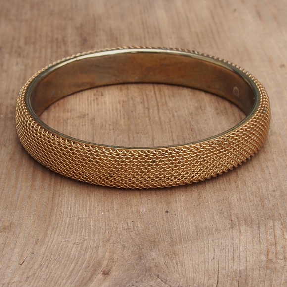 Vintage Jewelry - VTG Mesh Bracelet! Mix/Match Sale! 2/$10!